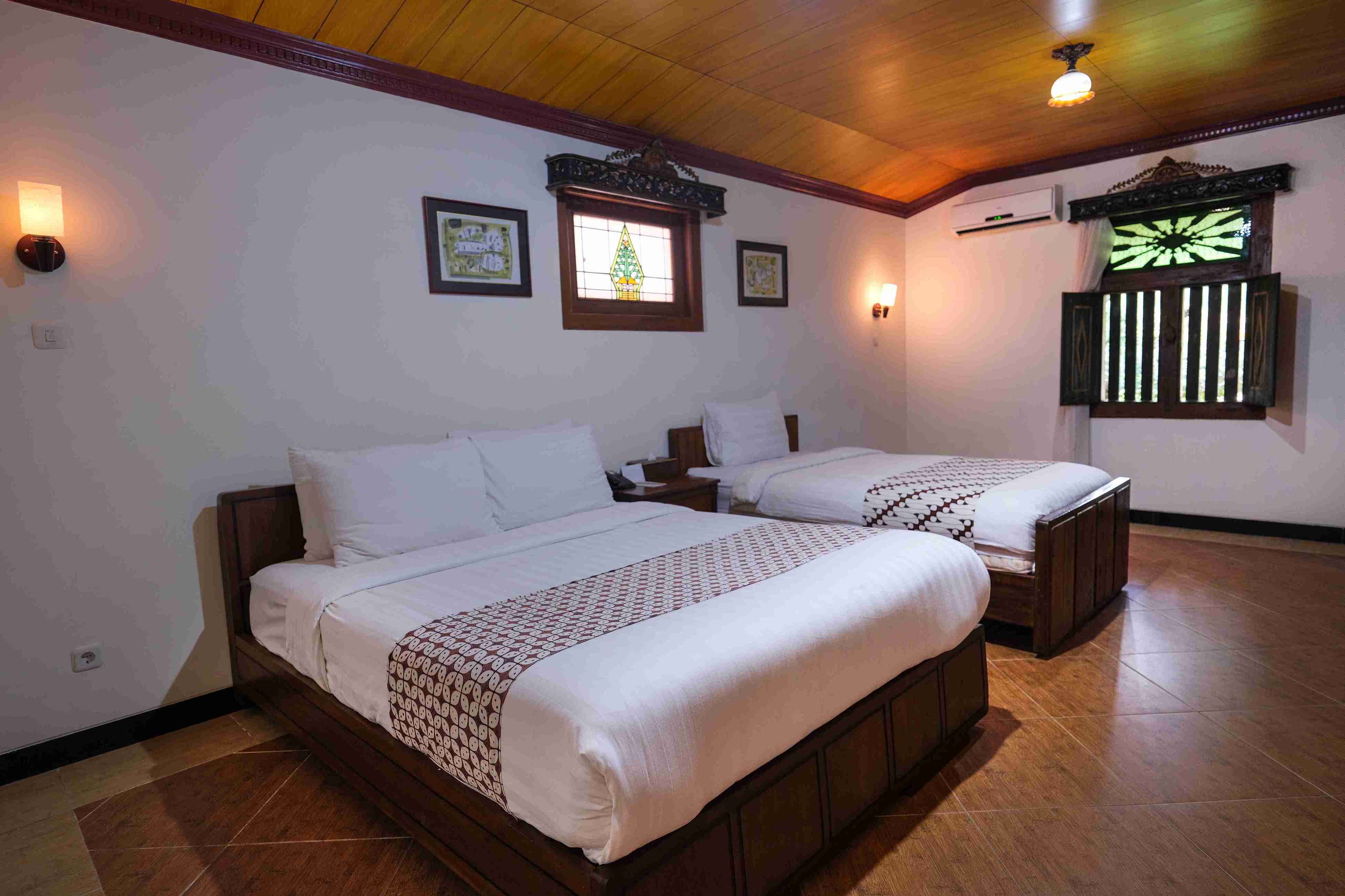 Executive Room with Pool Access - Double and Single Bed Configuration