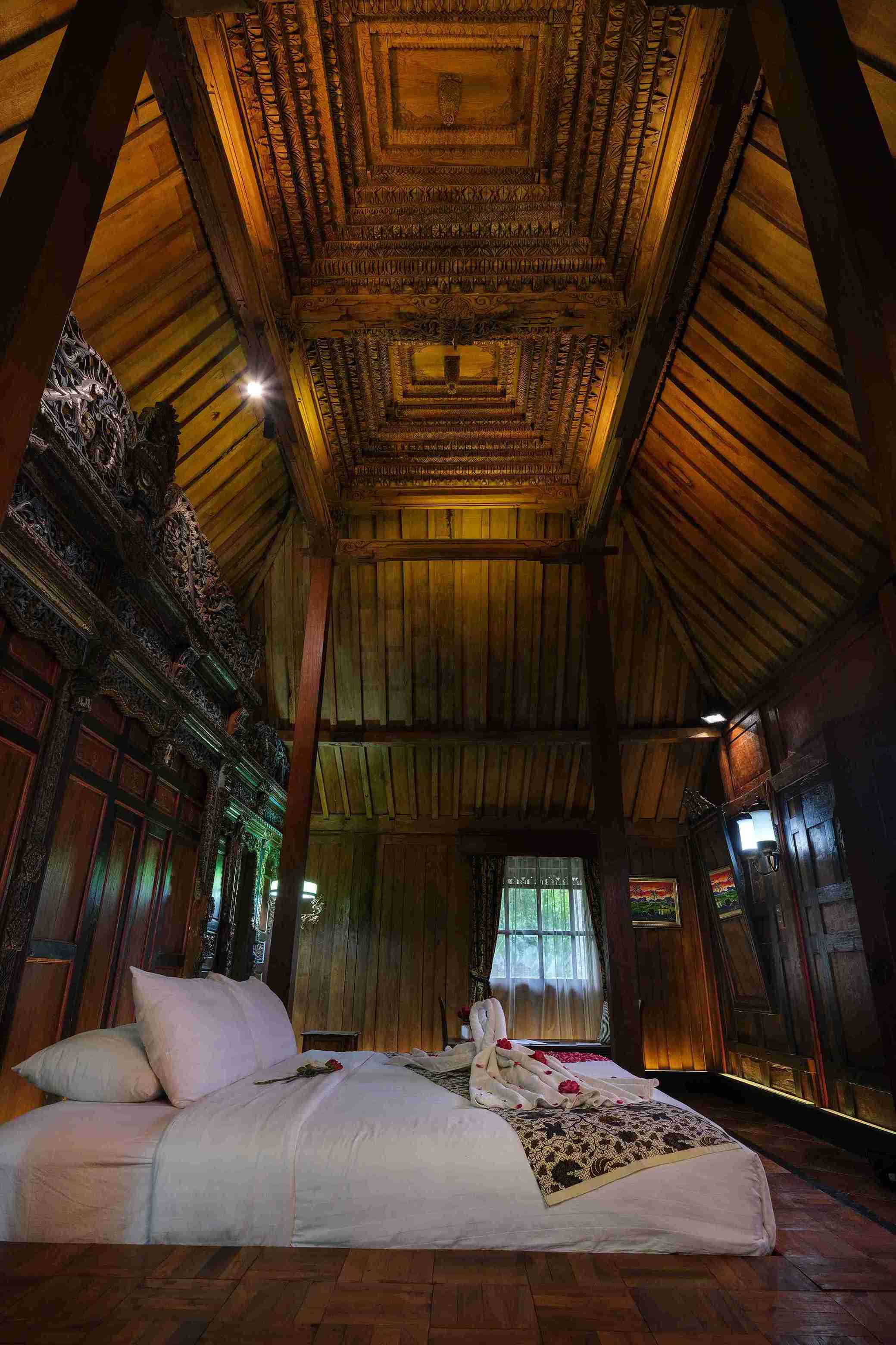 Royal Narendra Suite